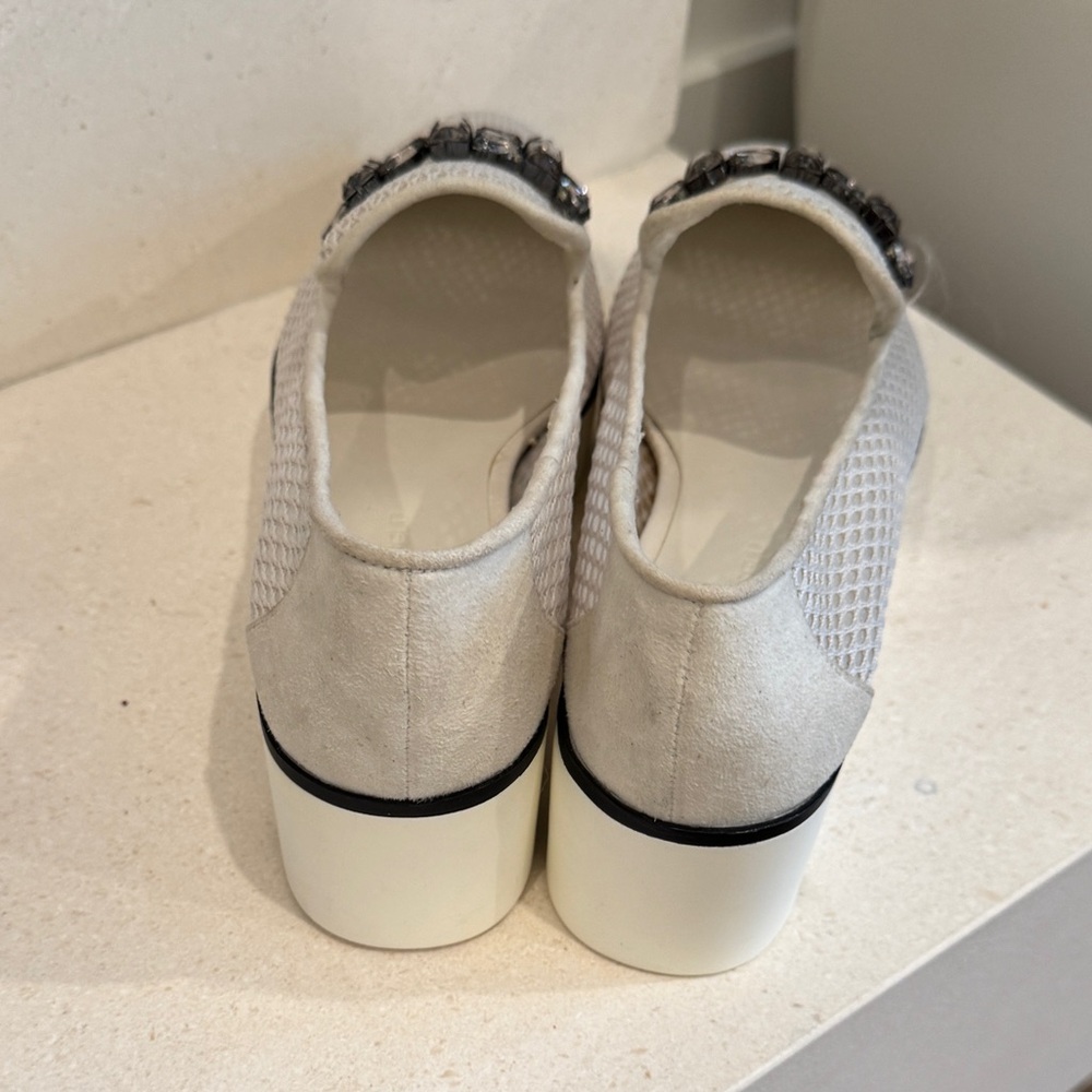 Karl Lagerfeld Cream Mesh Platform Loafer with Jewel Accents - Size 11 - Picture 5 of 11